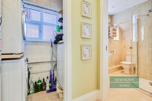 Photo 25- click for photo gallery